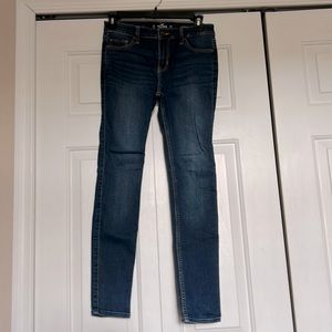 Hollister mid-rise super skinny jeans